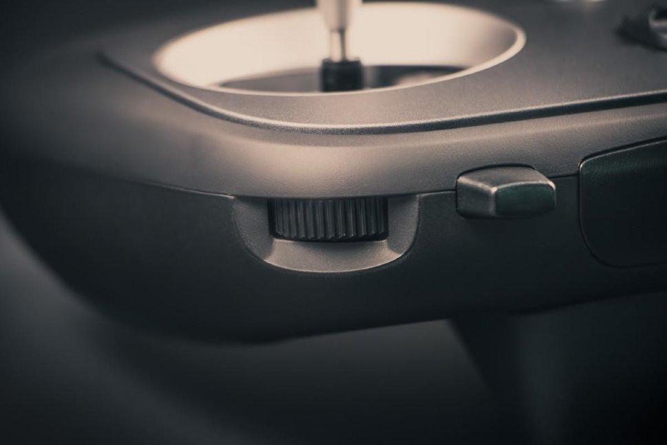 Радиоуправляемый квадрокоптер XPLORER V + дополнительный аккумулятор RTF 2.4G - XIRO-XPLORER-V-Batt