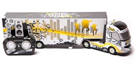 Радиоуправляемый грузовик со светом и музыкой Shantou Ltd. - QY0201A